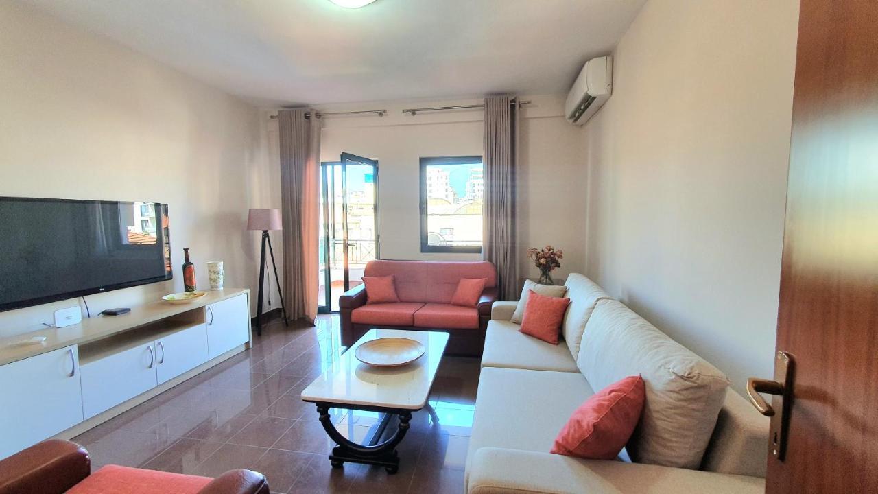 Apartament Star *